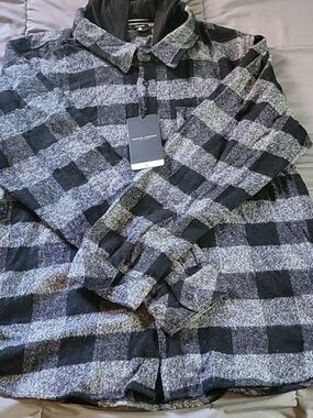 Sunrise Kingdom NWT Hooded Flannel Shirt Buffalo Plaid Grey Black Large